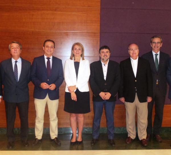 Los Colegios de Farmacéuticos andaluces respaldan la integración de Farmanova y Cecofar en Bidafarma